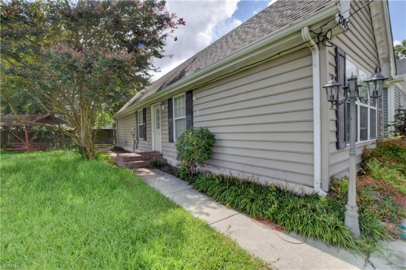 Photo 35 of 38 residential for sale in Chesapeake virginia Photo 35 of 38 residential for sale in Chesapeake virginia