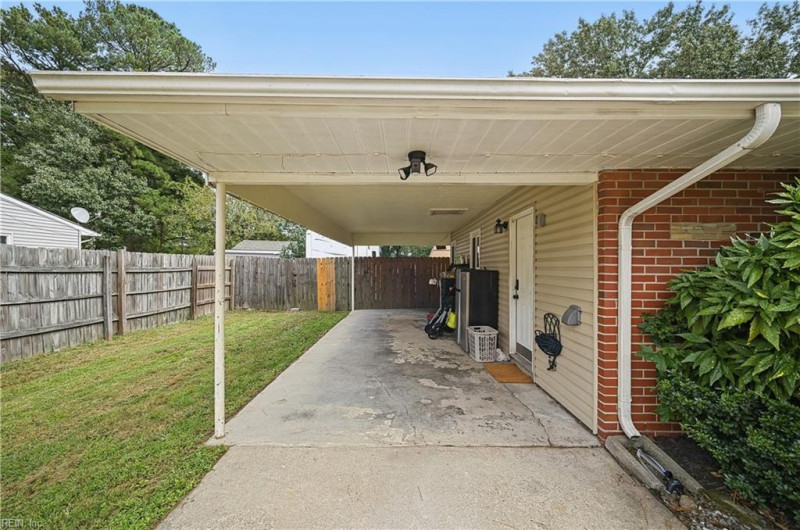 Photo 17 of 19 residential for sale in Virginia Beach virginia Photo 17 of 19 residential for sale in Virginia Beach virginia