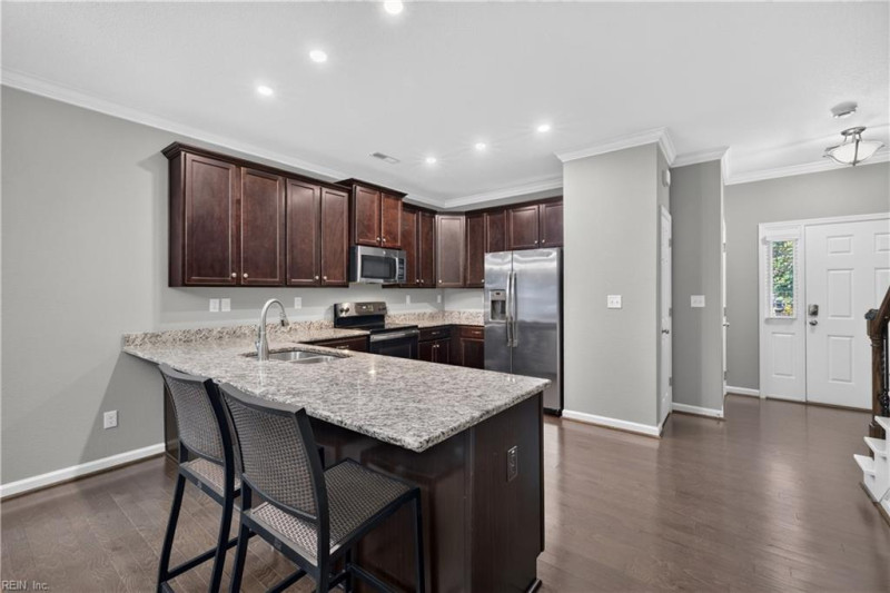 Photo 11 of 30 residential for sale in Virginia Beach virginia