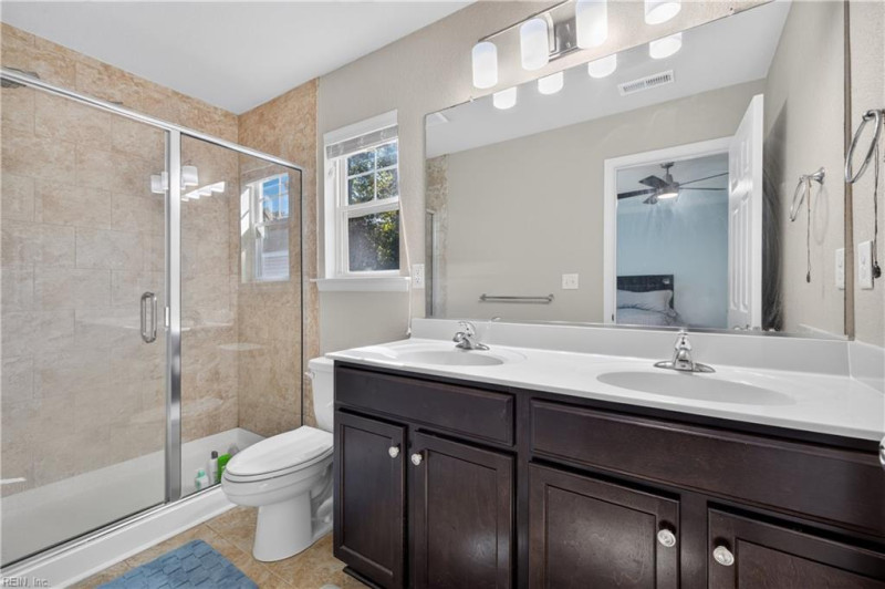 Photo 15 of 30 residential for sale in Virginia Beach virginia