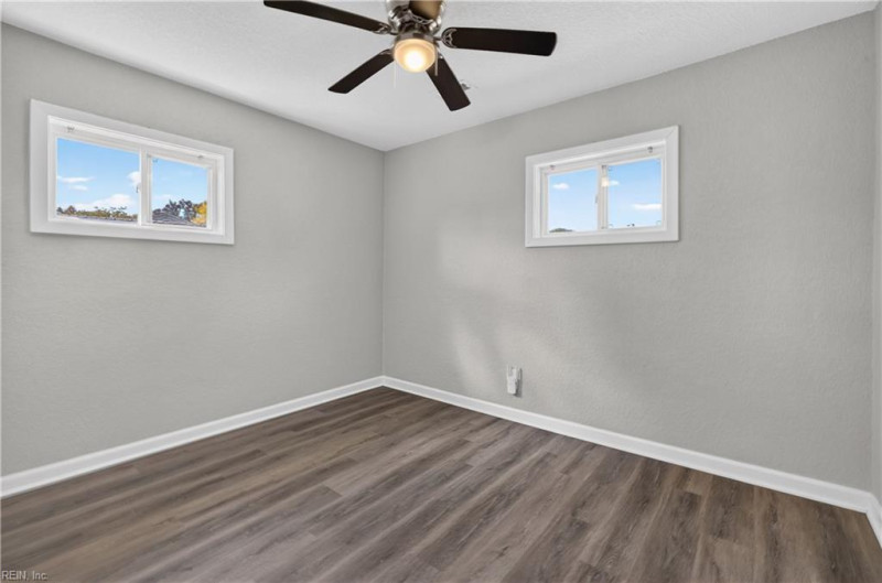 Photo 18 of 29 residential for sale in Norfolk virginia