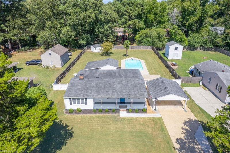 Photo 11 of 41 residential for sale in Chesapeake virginia