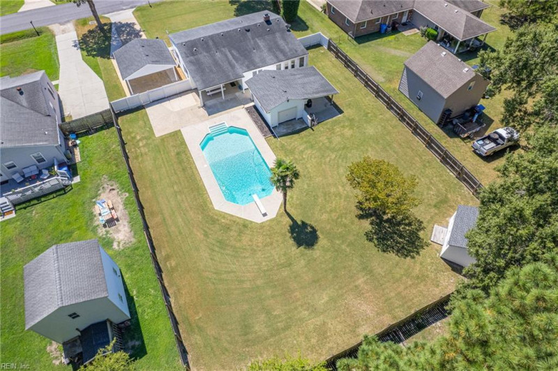 Photo 13 of 41 residential for sale in Chesapeake virginia