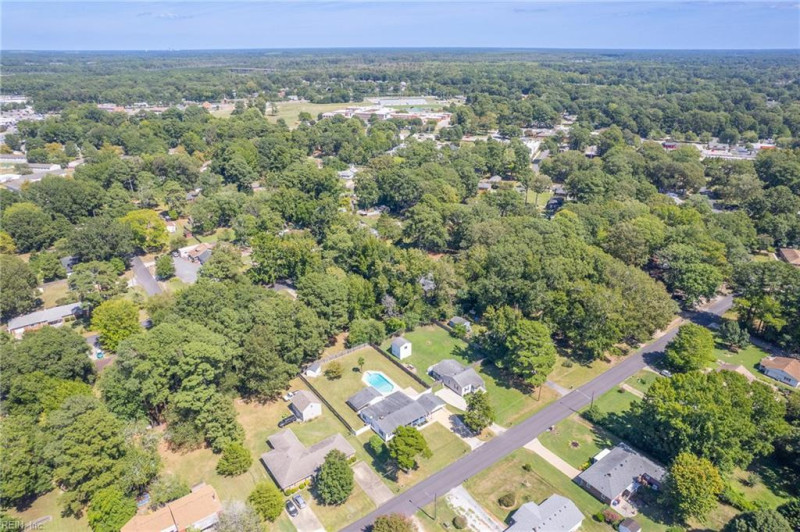 Photo 14 of 41 residential for sale in Chesapeake virginia