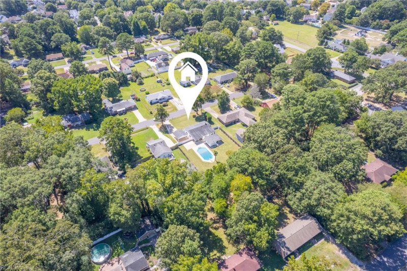 Photo 15 of 41 residential for sale in Chesapeake virginia