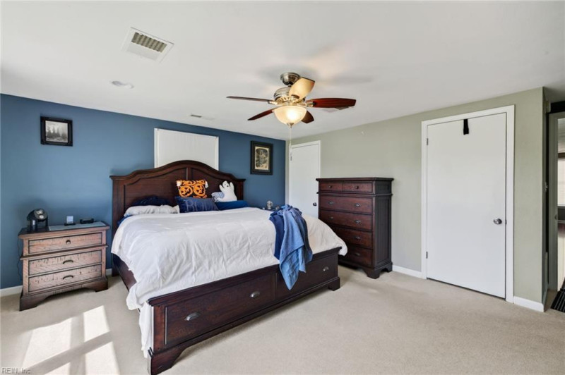 Photo 22 of 41 residential for sale in Chesapeake virginia