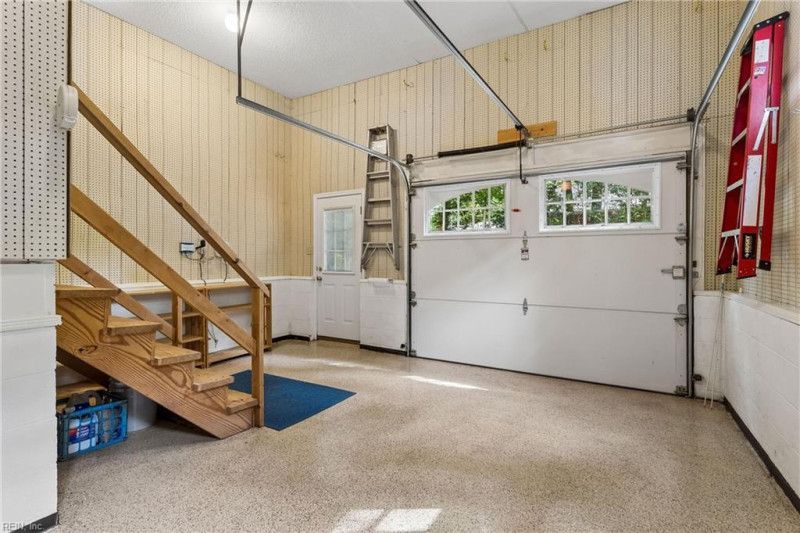 Photo 33 of 49 residential for sale in James City County virginia