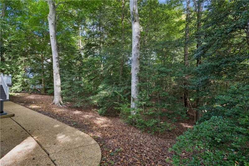 Photo 38 of 49 residential for sale in James City County virginia