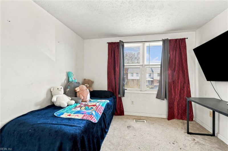 Photo 23 of 31 residential for sale in Hampton virginia