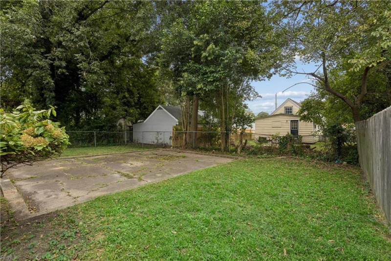 Photo 45 of 49 residential for sale in Hampton virginia Photo 45 of 49 residential for sale in Hampton virginia