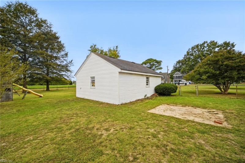 Photo 32 of 39 residential for sale in Virginia Beach virginia