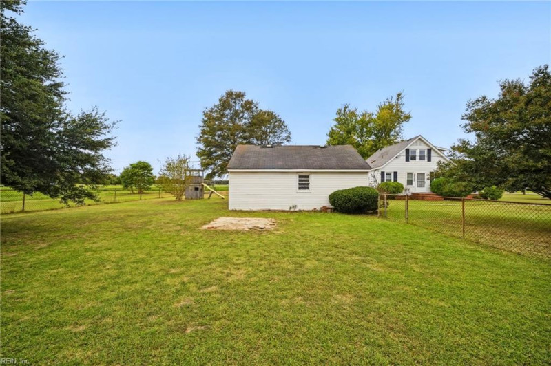 Photo 33 of 39 residential for sale in Virginia Beach virginia