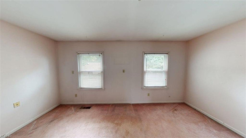 Photo 38 of 50 residential for sale in Portsmouth virginia Photo 38 of 50 residential for sale in Portsmouth virginia