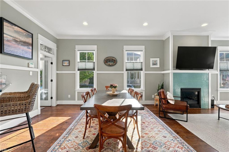 Photo 11 of 42 residential for sale in Norfolk virginia