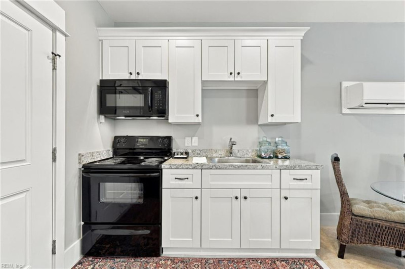 Photo 33 of 42 residential for sale in Norfolk virginia