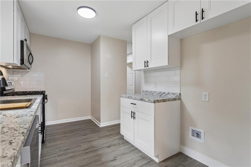 Photo 15 of 45 residential for sale in Newport News virginia