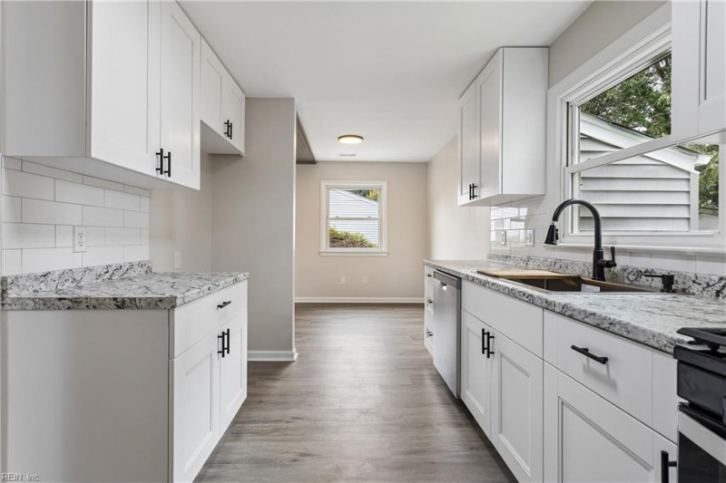 Photo 19 of 45 residential for sale in Newport News virginia