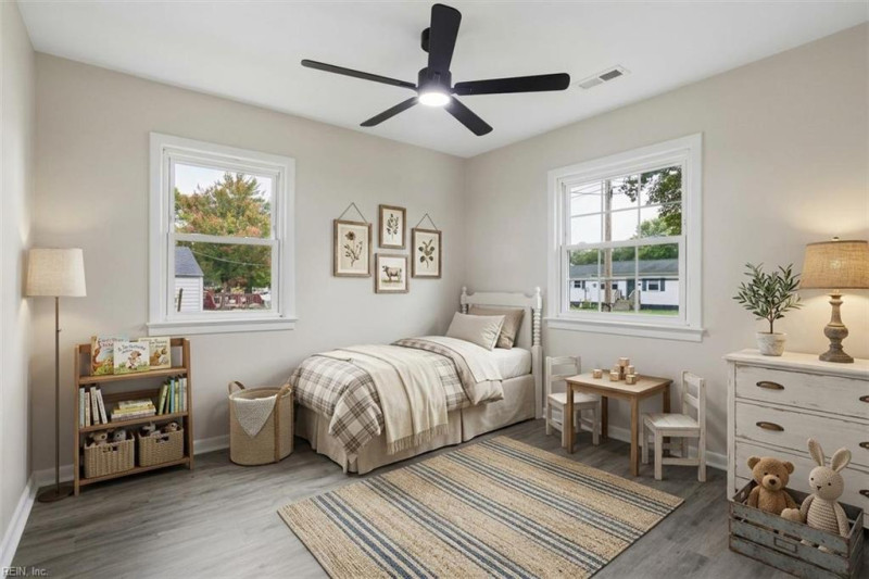 Photo 23 of 45 residential for sale in Newport News virginia