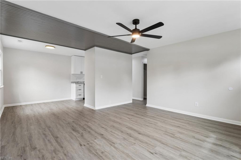 Photo 6 of 45 residential for sale in Newport News virginia