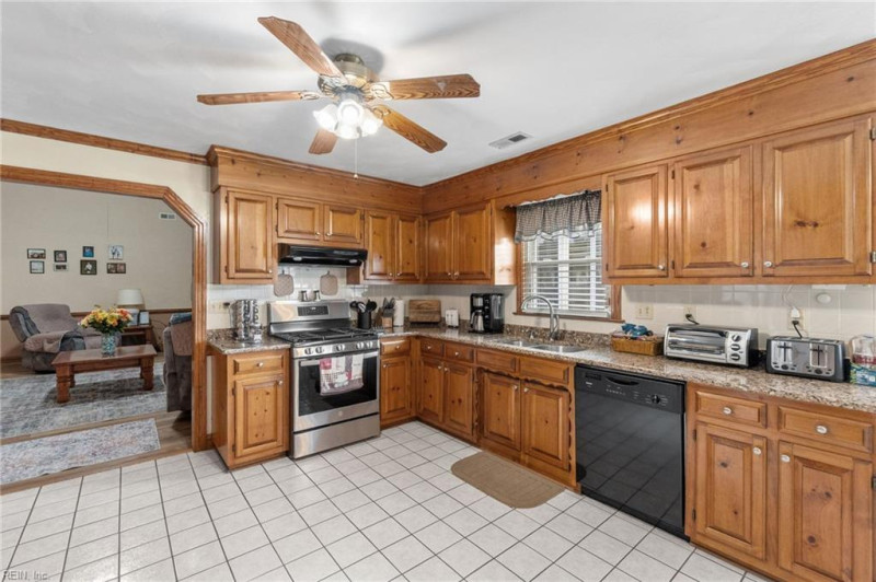 Photo 10 of 50 residential for sale in Chesapeake virginia Photo 10 of 50 residential for sale in Chesapeake virginia