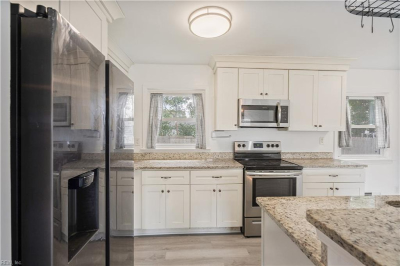 Photo 12 of 30 residential for sale in Norfolk virginia