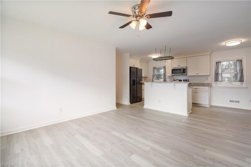 Photo 4 of 30 residential for sale in Norfolk virginia