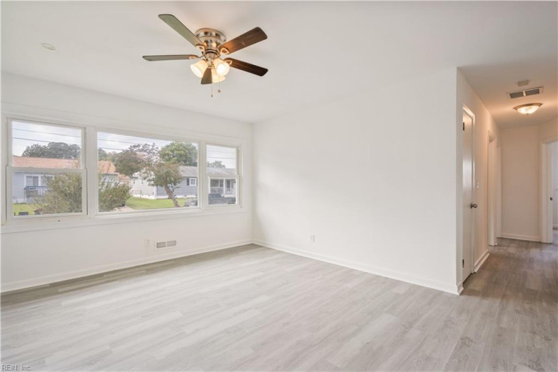 Photo 6 of 30 residential for sale in Norfolk virginia