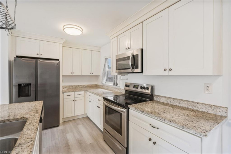 Photo 9 of 30 residential for sale in Norfolk virginia