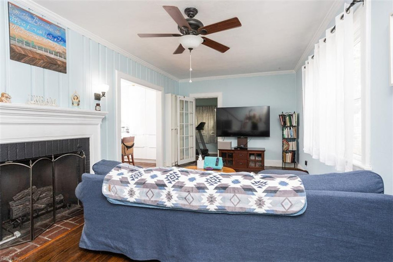 Photo 14 of 40 residential for sale in Norfolk virginia