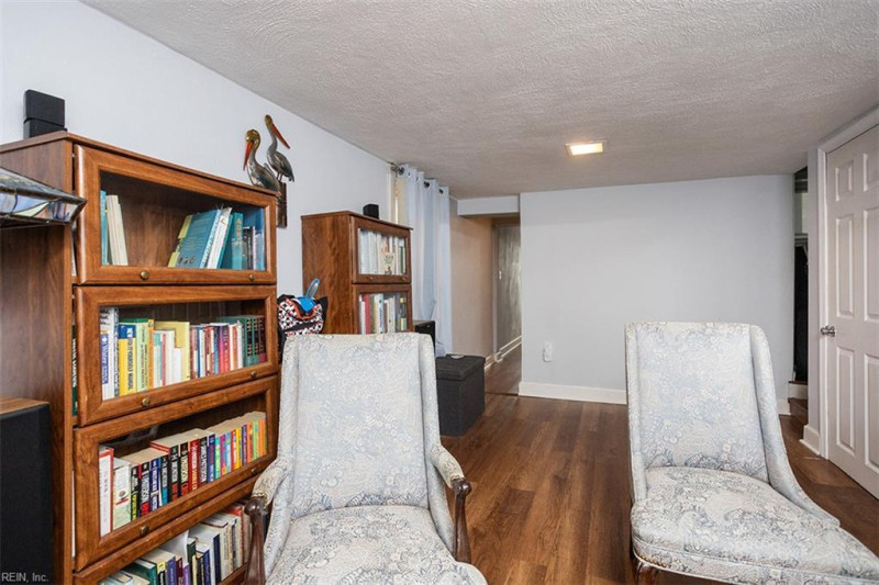 Photo 18 of 40 residential for sale in Norfolk virginia