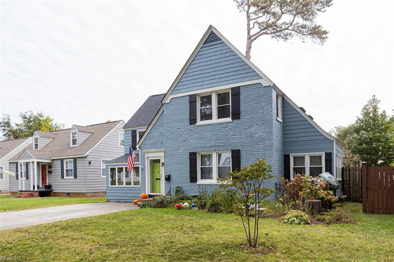 Photo 2 of 40 residential for sale in Norfolk virginia