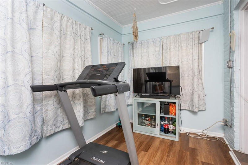Photo 20 of 40 residential for sale in Norfolk virginia