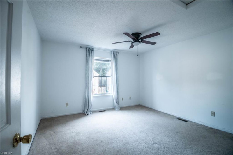Photo 17 of 21 residential for sale in Newport News virginia