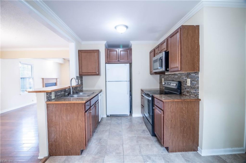 Photo 9 of 21 residential for sale in Newport News virginia