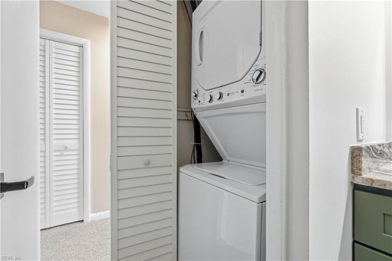 Photo 16 of 29 residential for sale in Virginia Beach virginia