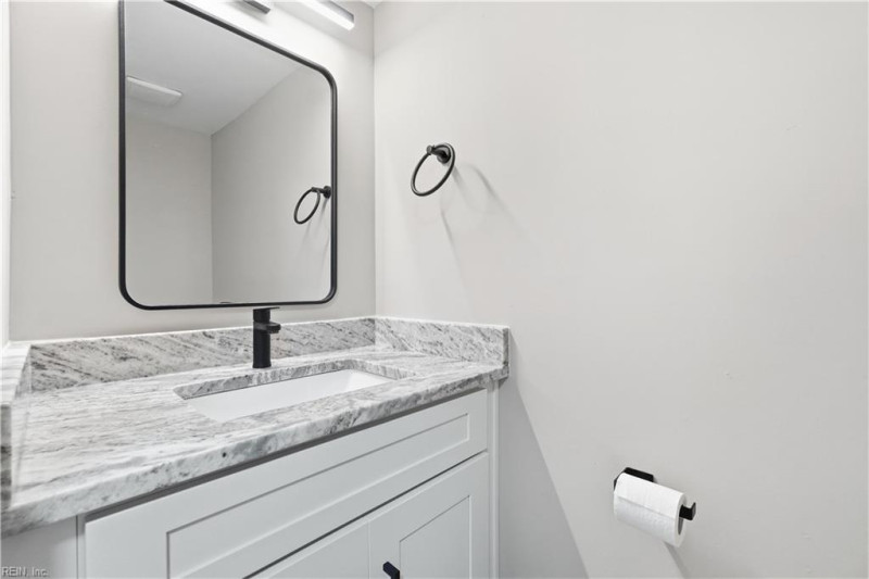 Photo 9 of 29 residential for sale in Virginia Beach virginia