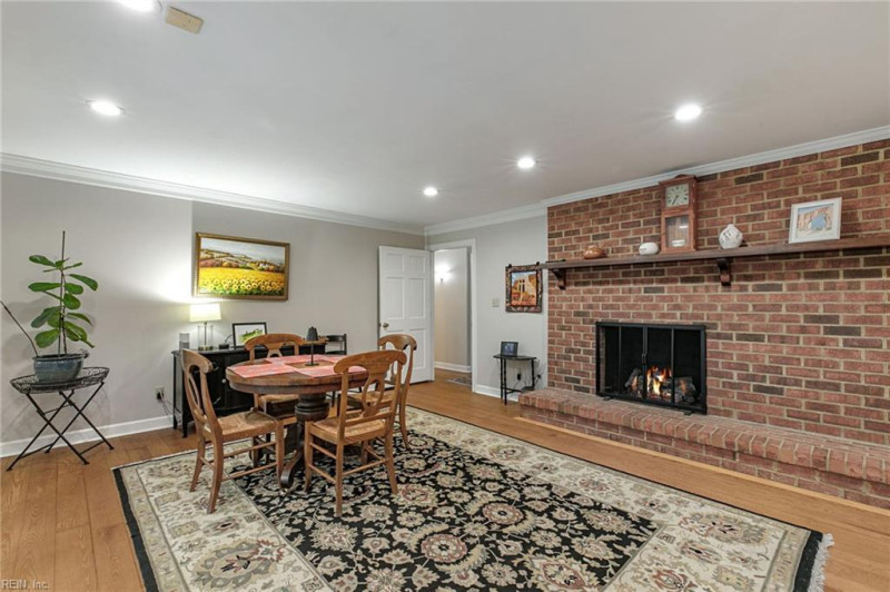 Photo 13 of 46 residential for sale in James City County virginia