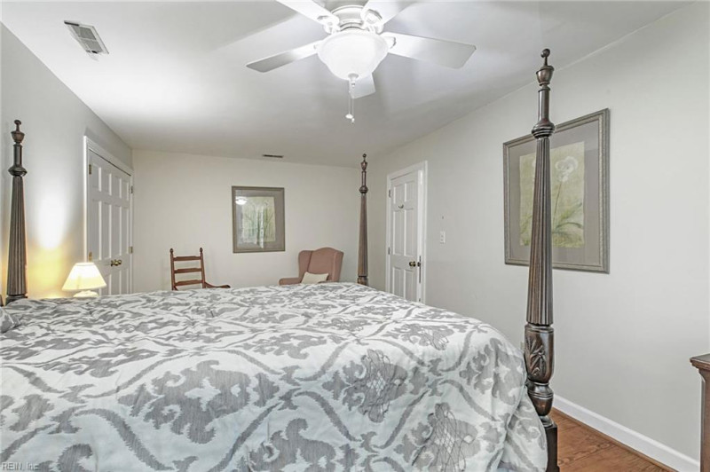 Photo 34 of 46 residential for sale in James City County virginia
