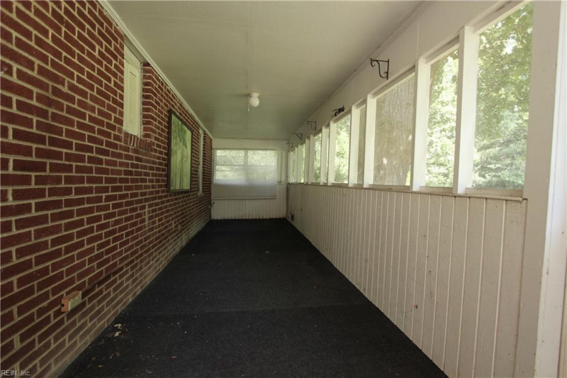 Photo 14 of 20 residential for sale in James City County virginia