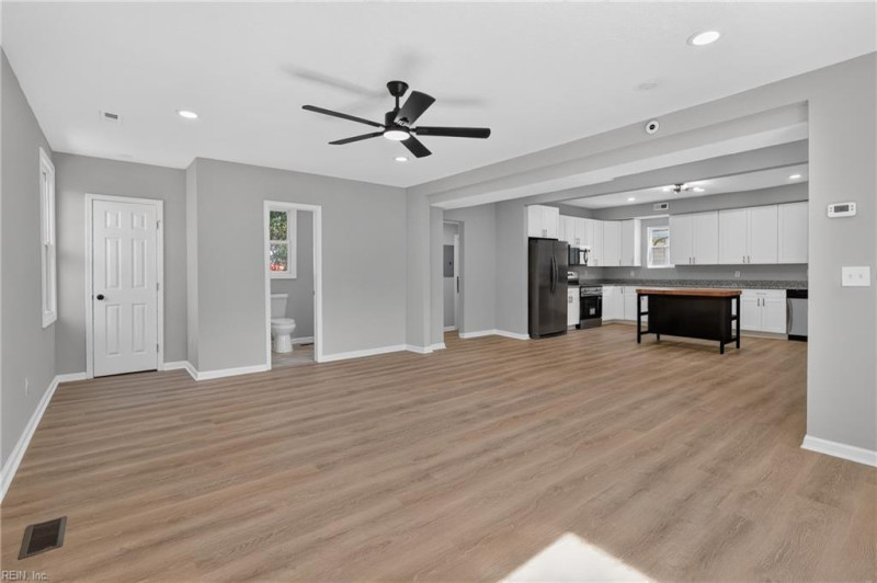 Photo 19 of 50 residential for sale in Norfolk virginia Photo 19 of 50 residential for sale in Norfolk virginia