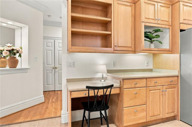 Photo 12 of 34 residential for sale in Virginia Beach virginia
