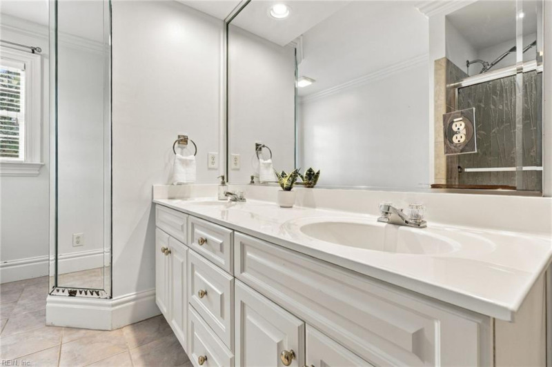 Photo 29 of 34 residential for sale in Virginia Beach virginia