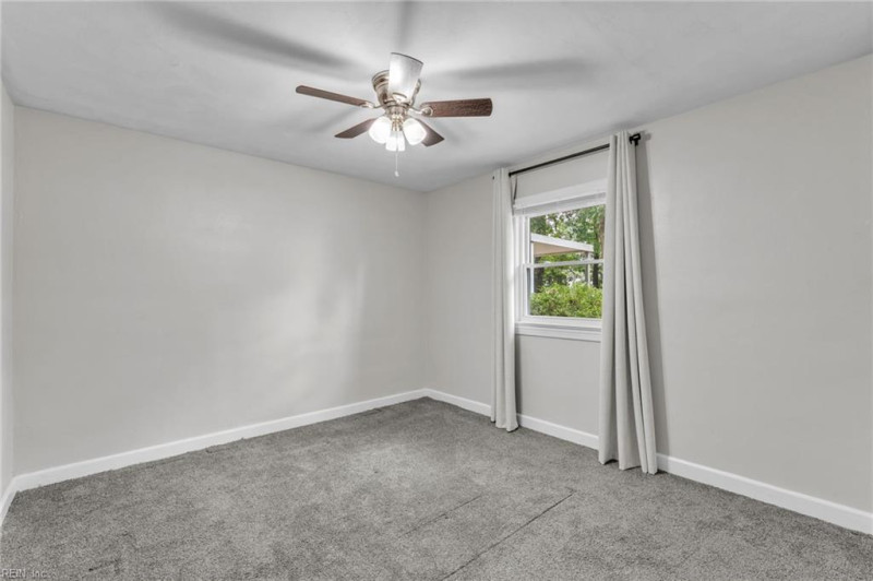 Photo 35 of 50 residential for sale in Chesapeake virginia