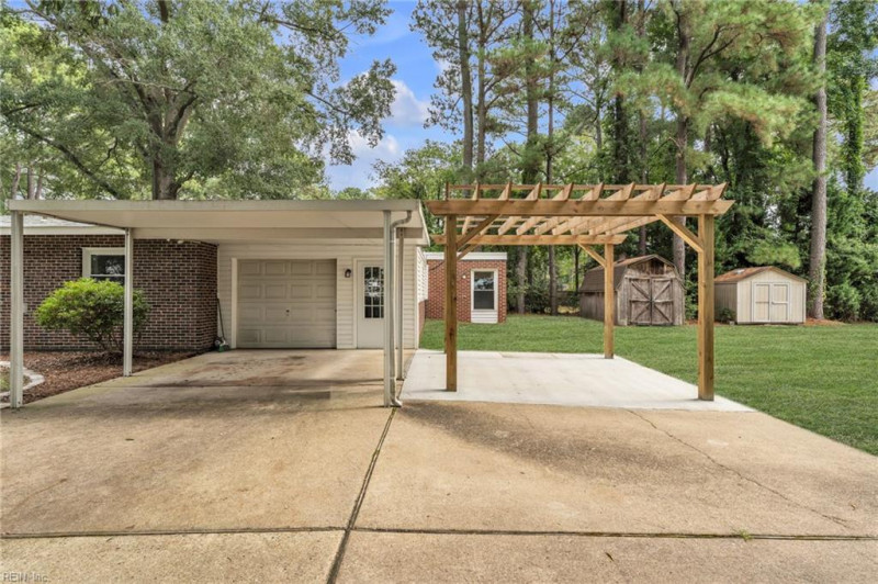 Photo 49 of 50 residential for sale in Chesapeake virginia