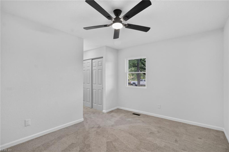 Photo 20 of 36 residential for sale in Portsmouth virginia
