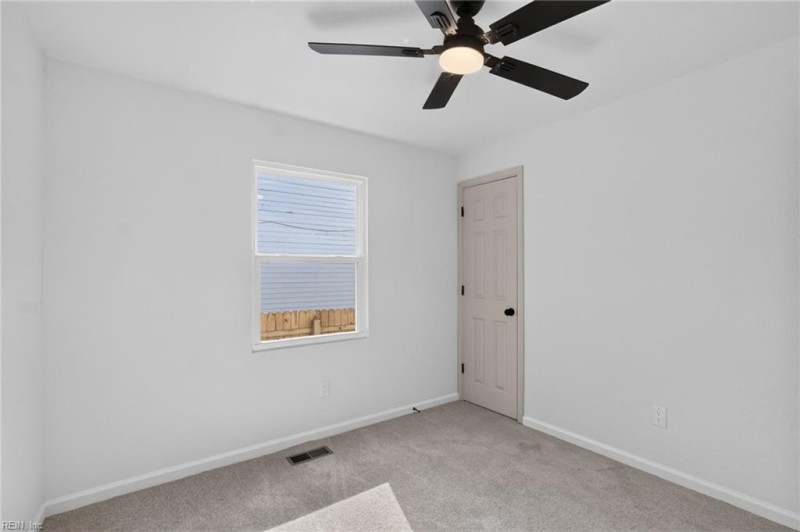 Photo 24 of 36 residential for sale in Portsmouth virginia