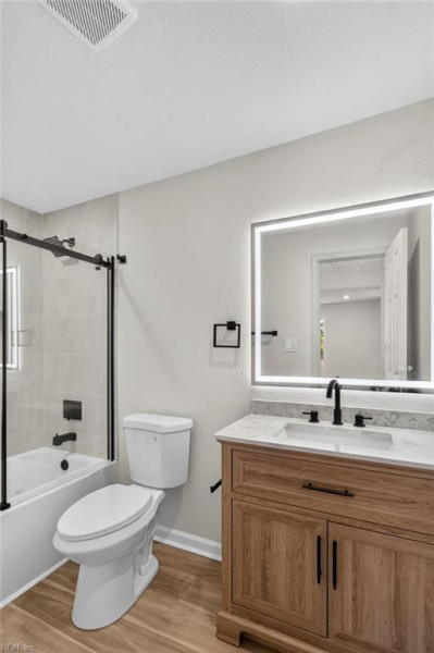 Photo 26 of 36 residential for sale in Portsmouth virginia