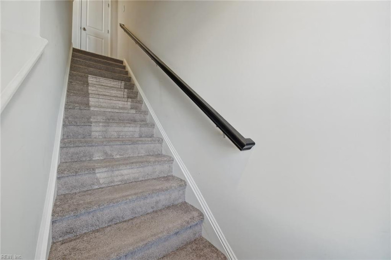 Photo 12 of 31 residential for sale in Newport News virginia