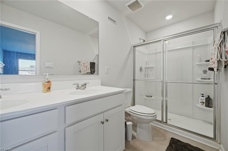 Photo 24 of 31 residential for sale in Newport News virginia