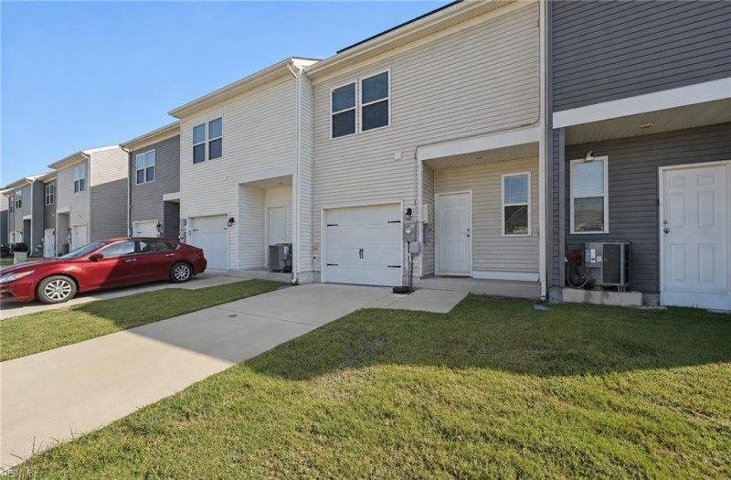 Photo 27 of 31 residential for sale in Newport News virginia